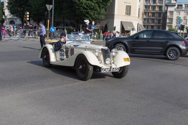 Brescia, İtalya - 19 Mayıs 2018 - RILEY SPRITE 1936 Mille Miglia 2018 rallisinde eski bir yarış arabasıdır..