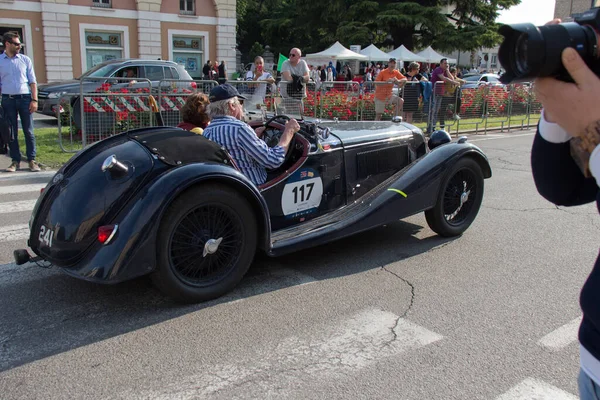 意大利布雷西亚 2018年5月19日 Riley Sprite 1937 Riley Sprite 1937 是一辆参加2018年Mille Miglia集会的老式赛车 — 图库照片