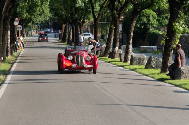 Brescia, İtalya - 19 Mayıs 2018: 19 Mayıs 2018 tarihinde İtalya 'nın Brescia kentinde yapılan ünlü italyan tarihi yarışında canlı çekim.