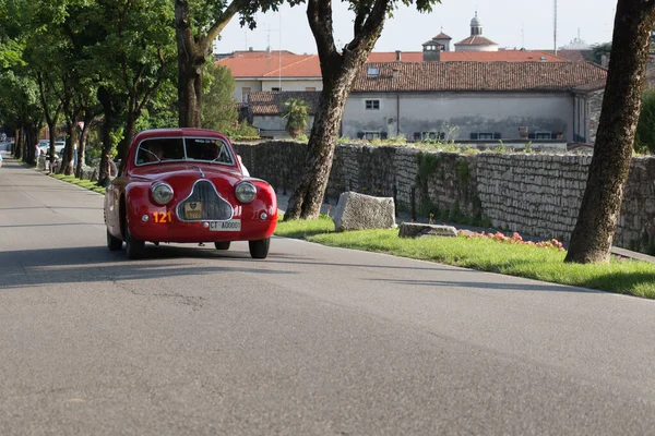 イタリア ブレシア 2018年5月19日 Fiat1100 508 Berlinetta 1938は 2018年5月19日にイタリア ブレシアで開催された有名なイタリアの歴史的レースでライブ撮影された ラリー — ストック写真
