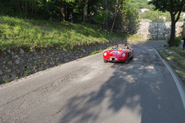Brescia, İtalya - 19 Mayıs 2018: 19 Mayıs 2018 tarihinde İtalya 'nın Brescia kentinde yapılan ünlü italyan tarihi yarışında canlı çekim.