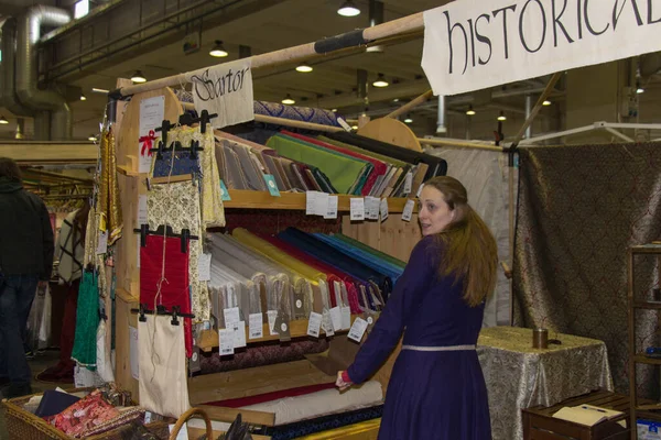 Italië Piacenza Maart 2018 Uitzicht Textielkraam Jaarlijkse Middeleeuwse Markt Piacenza — Stockfoto