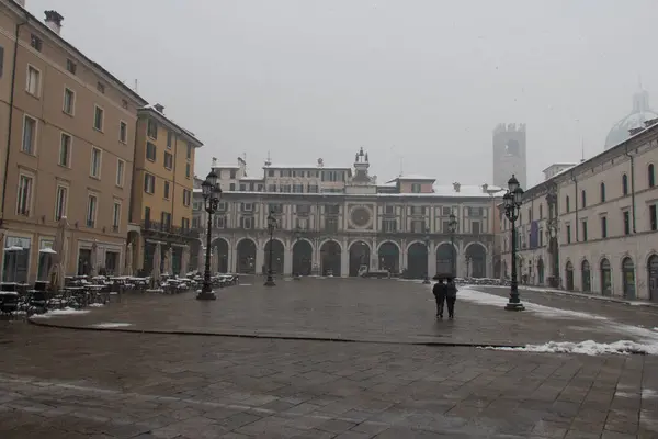 ロンバルディア イタリア 2018年3月2日 イタリアのブレシアで2018年3月2日に冬時間でロッジア広場の景色 — ストック写真