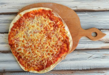 Pizza Margherita masada