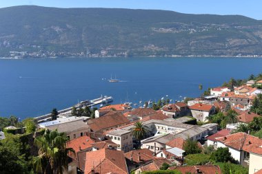 Karadağ 'ın eski Herceg Novi kenti