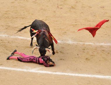 Toreros boğa güreşi arena Plaza de Toros de bir boğa güreşi (Corrida) performans Las Ventas Madrid.