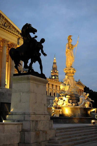 Edificio del Parlamento austriaco, Viena, Austria — Foto de Stock