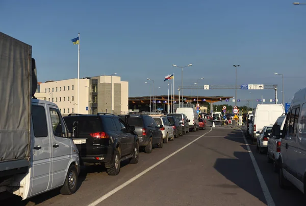 Hrushiv Ukraine May 2017 Hrushiv Budomezh Checkpoint Border Ukraine Poland — Stock Photo, Image