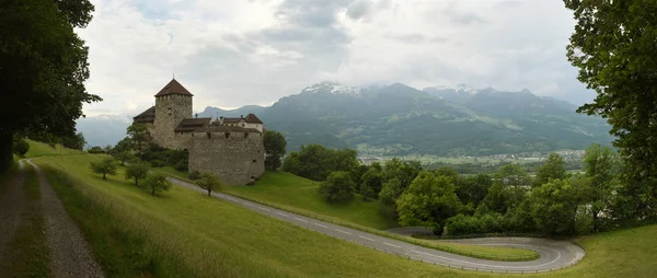 Kasteel Gutenberg in Vaduz, Liechtenstein. — Stockfoto