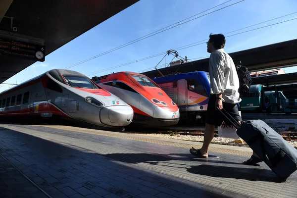 Estación de tren de Venecia Santa Lucia (Stazione di Venezia Santa Lucia ). — Foto de Stock