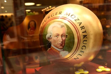 Salzburg Mozart tatlılar ve Hediyelik eşya mağazaları.