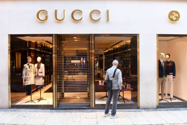 Verona, İtalya 06 Haziran 2017: Gucci mağaza Verona, İtalya.
