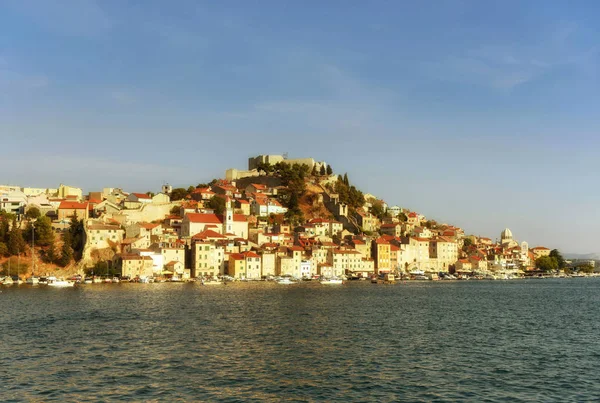 Panorama de la vieille ville de Sibenik, Croatie — Photo