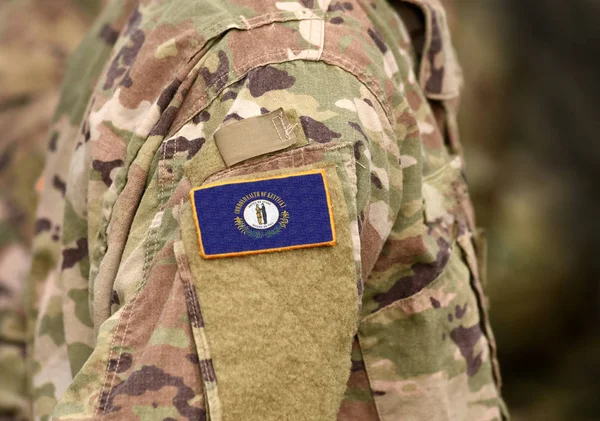 Bandera de Kentucky en uniforme militar. Estados Unidos . — Foto de Stock