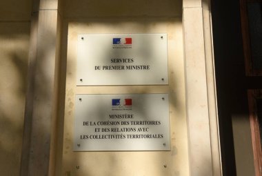 Paris, Fransa - 30 Ağustos 2019: Paris 'te Segur Bulvarı' nda Başbakanlık (Başbakanlık Hizmetleri).