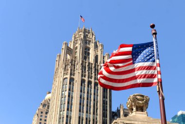 Chicago, ABD - 4 Haziran 2018: Chicago, Illinois, ABD 'deki Tribune Tower gökdeleni.