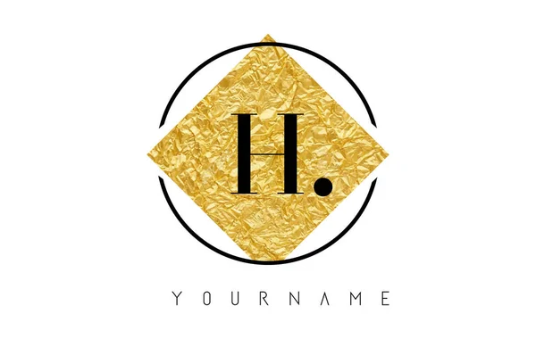 H letra logotipo com textura de folha dourada . —  Vetores de Stock