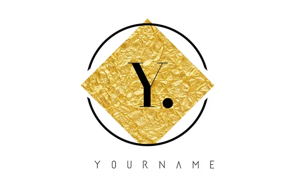 Logotipo de letra Y con textura de lámina de oro . — Vector de stock