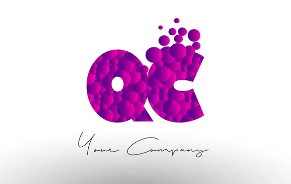 QC Q C Pois Lettre Logo avec Bulles Violettes Texture . — Image vectorielle