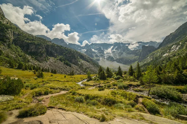 Sommerlandschaft Der Italienischen Berge — Stockfoto