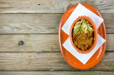 Geyik eti güveç bir kil 