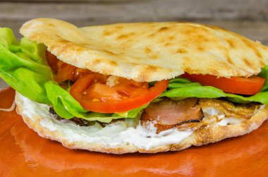 Güzel bahar sandviç 