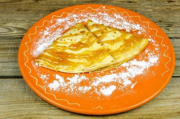 Pancake with sugar and jam — Stock Photo, Image