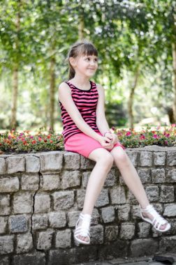 sevimli 10 yaşındaki kız 