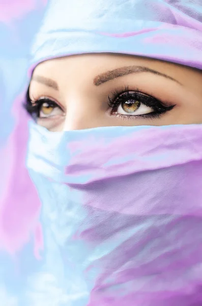 Mooi Arabisch vrouwelijke — Stockfoto