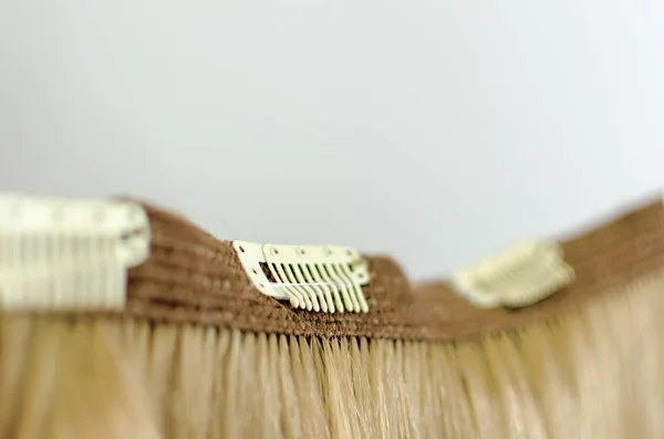 Haarverlängerung an Clips — Stockfoto