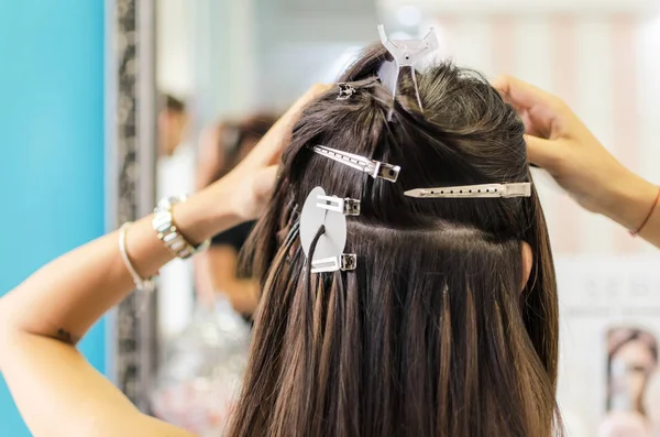 Cliente Con Problema Capelli Sedia Salone Bellezza — Foto Stock