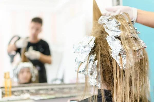 Folyo saçının beyazlatma