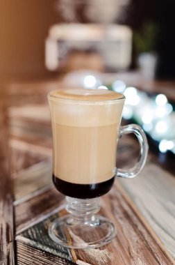 Sıcak kahve latte masada, Delicious Frappe kahve