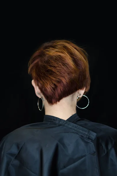 Dissymetric Saç Modeli Gerçek Bob Saç Kesimi Arkadan Görünüm Studio — Stok fotoğraf
