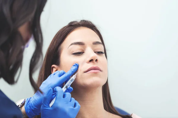 Close Hands Cosmetologist Making Injection Female Cheek She Holding Syringe — Stock Photo, Image