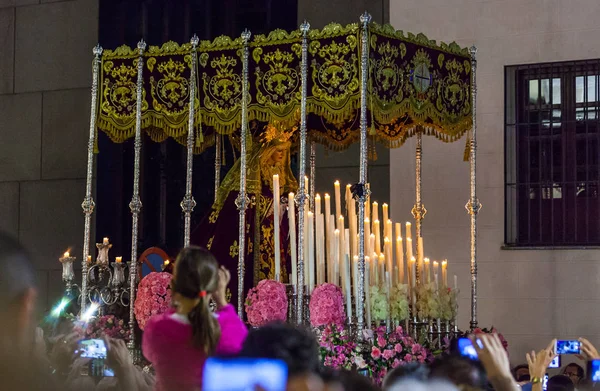 La Macarena, in the procession (parade) of Holy Week in Madrid, April 13th, 2017 — Stock Photo, Image