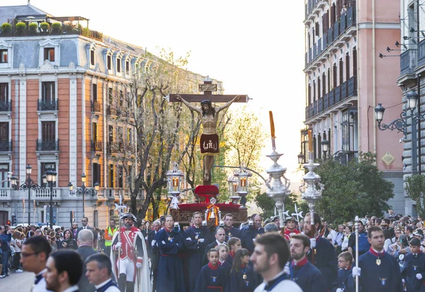 Cristo de los Alabarderos, kutsal hafta Mad içinde alay