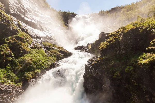 Kjosfossen şelale, Flam, Norveç