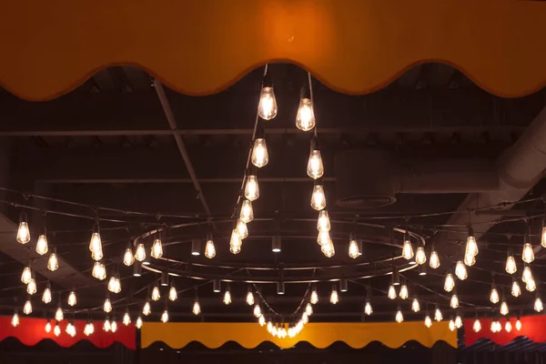 Binnen Het Circus Circus Stijl Interieur Met Veel Lampen Decoraties — Stockfoto