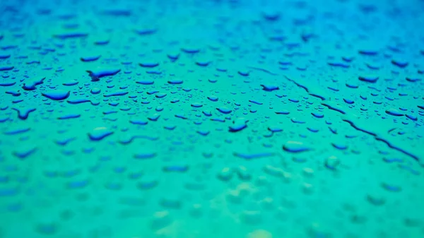 Gotas Agua Superficie Azul Aguamarina Hermoso Fondo Colorido Con Poca — Foto de Stock