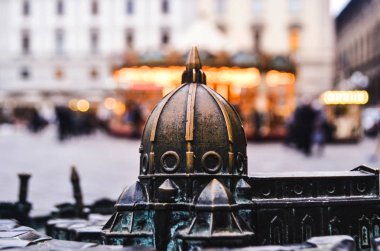 Floransa Duomo modelinde atlı karıncaya arka plan horizo