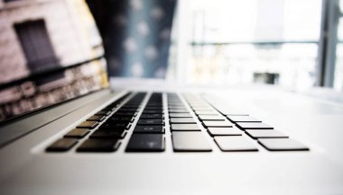 otel odası, iş, blogging, iş co yatakta üstünde PC