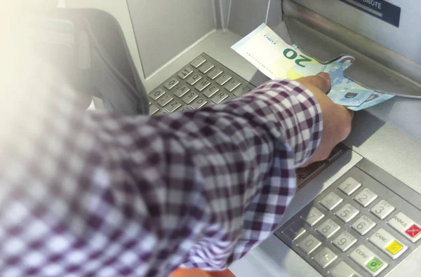 Yatay, iş kavramı, kullanan bankacılık makinesi, atm, ca adam