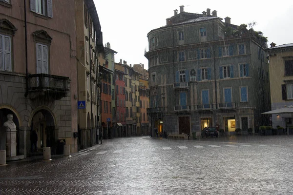Wiosenny Deszcz Bergamo Italy — Zdjęcie stockowe