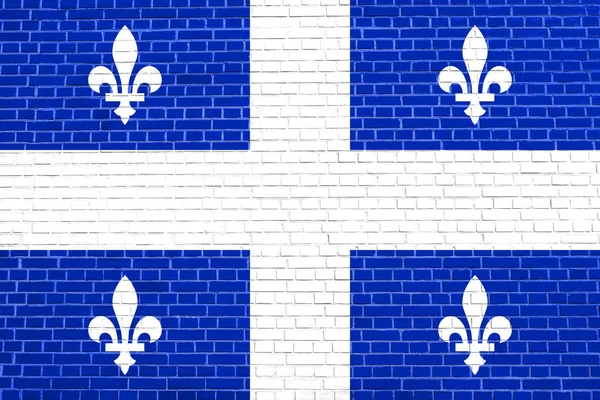 Drapeau du Québec sur fond de texture murale en brique — Photo