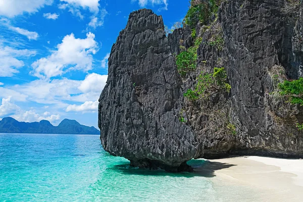 Scenic tropical beach, El Nido Palawan Philippines — Stock Photo, Image