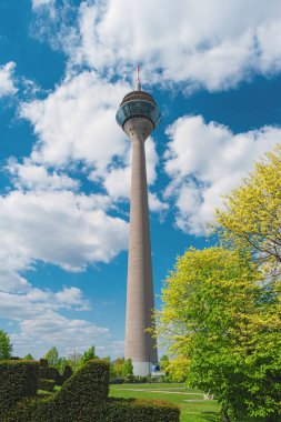 TV Kulesi Rheinturm, Düsseldorf, Almanya, Europe