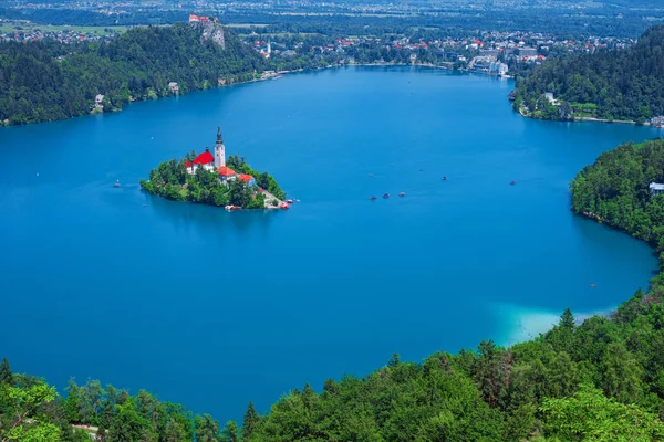 Vista aérea del lago Bled, Alpes, Eslovenia, Europa — Foto de Stock