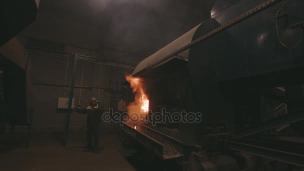 Factory Boiler House Clowsup Burn — Stock Footage Factory Boiler House Clowsup Burn Video Clip