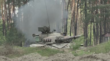 Askeri Tank sürgünler hedef